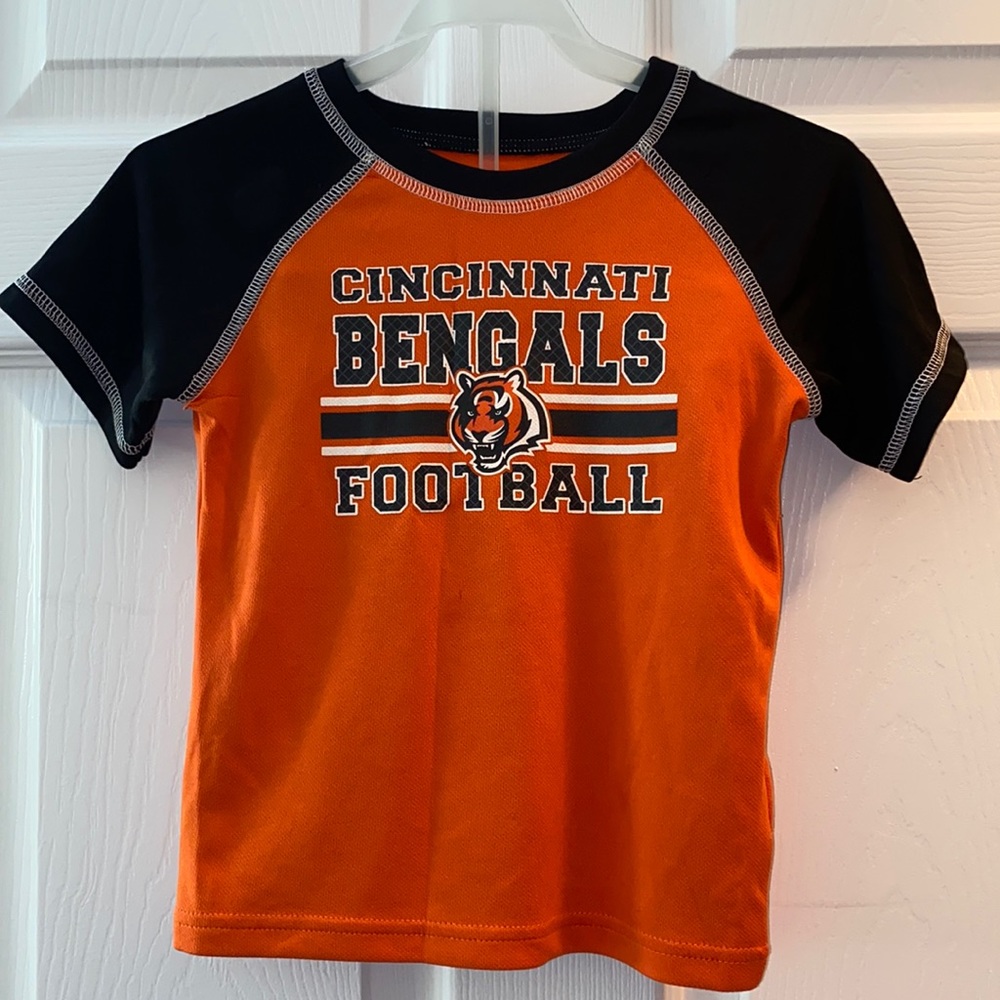 NFL Team Apparel Boy’s Cincinnati Bengals Set